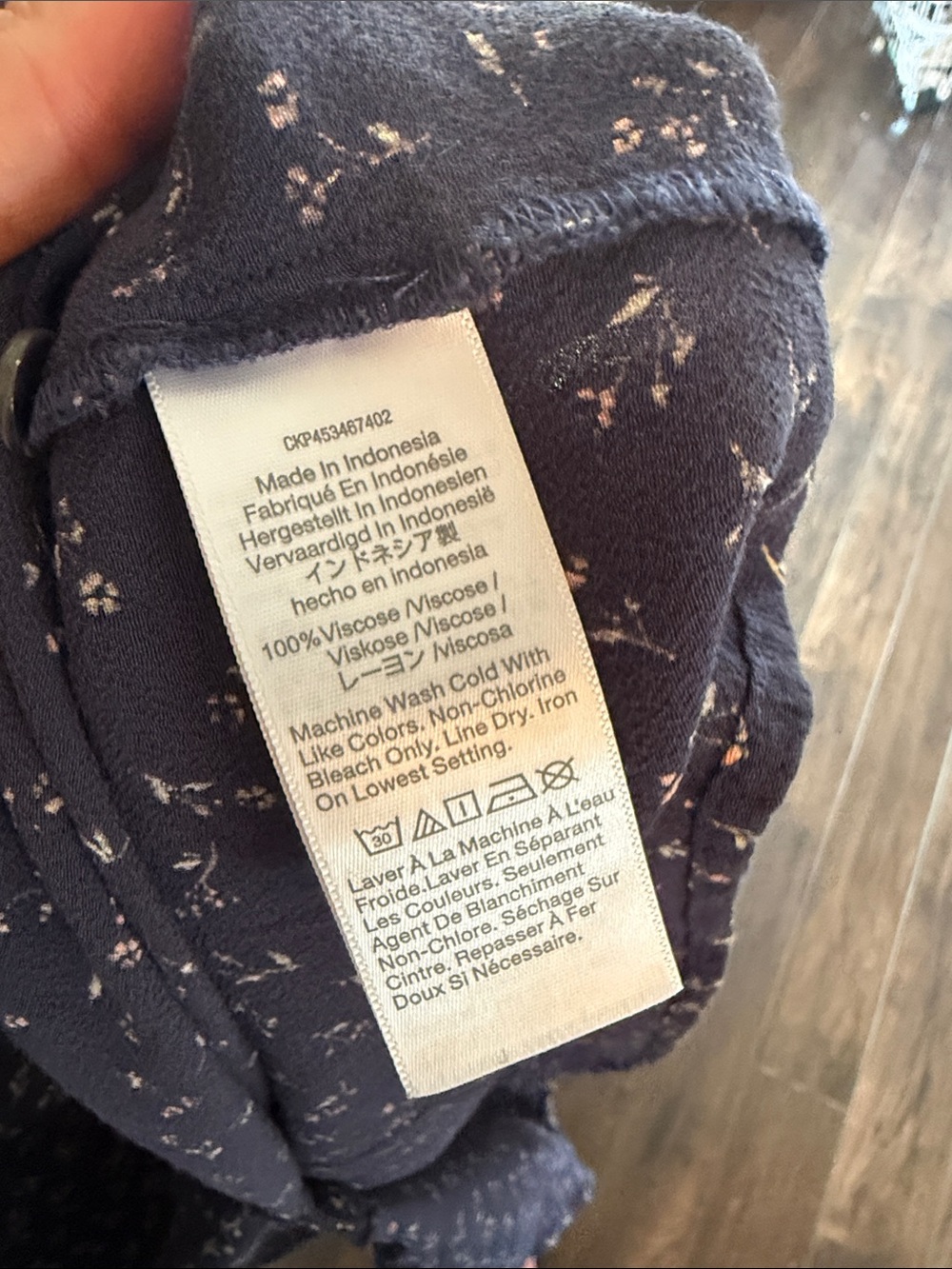 Madewell Navy Floral V-Neck Button-Down Dress - Picture 5 of 10